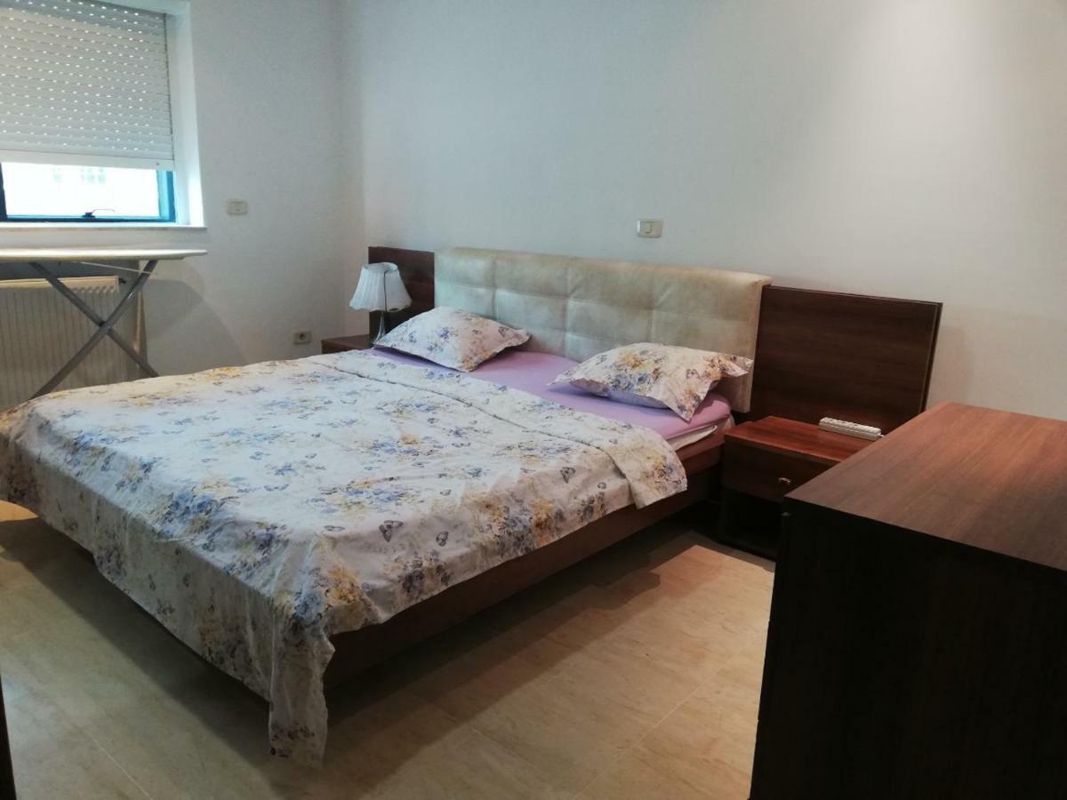 Appartement Lac 2 Berges Du Lac Bagian luar foto